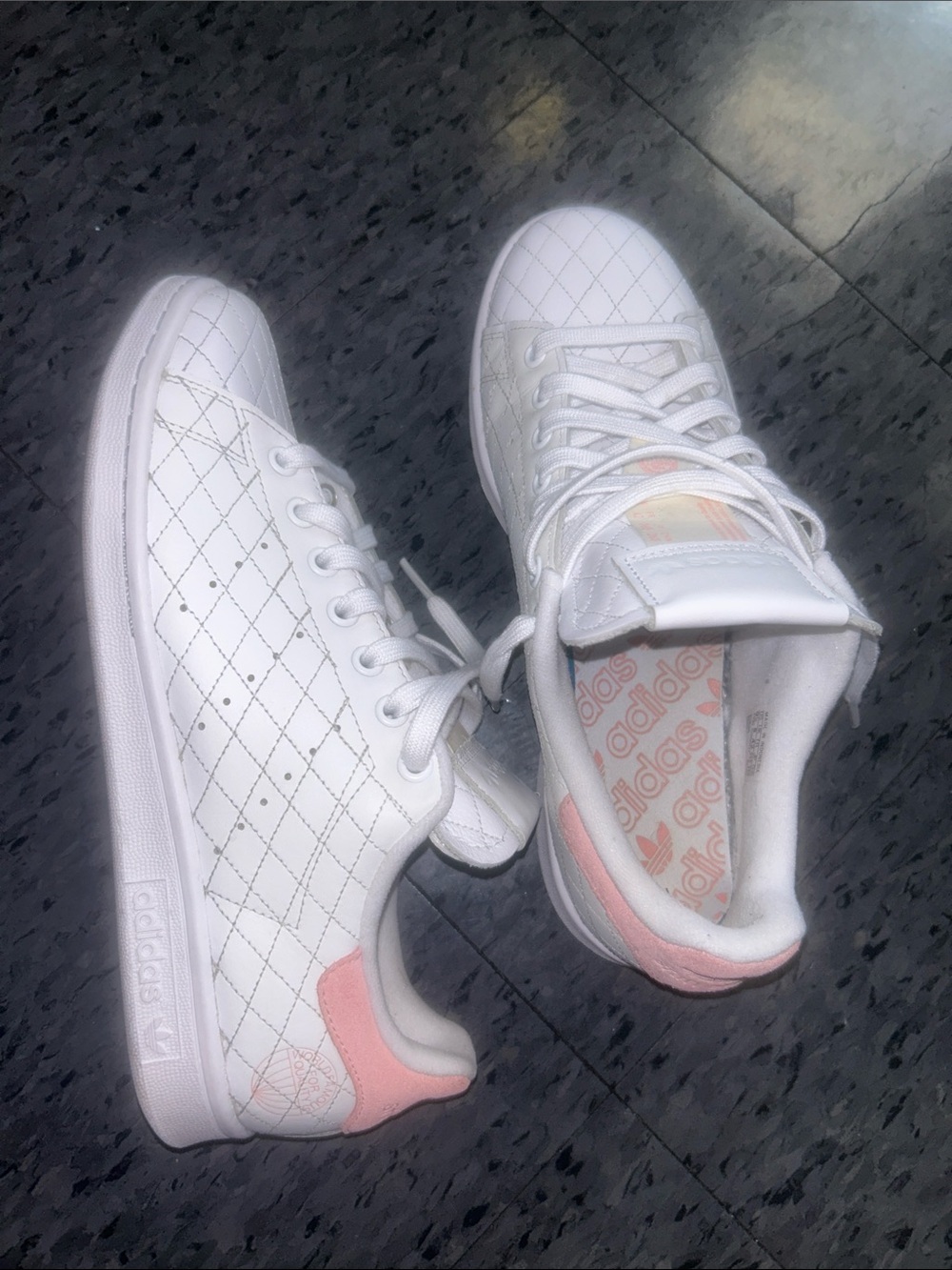 Adidas White Quilted Women’s Sneakers with Pink Accent - Picture 10 of 10